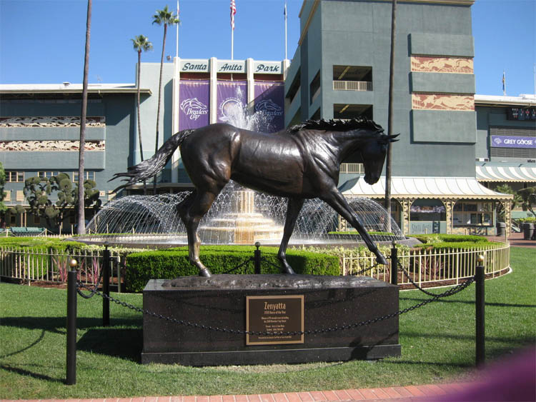 zenyatta statue at santa anita racetrack